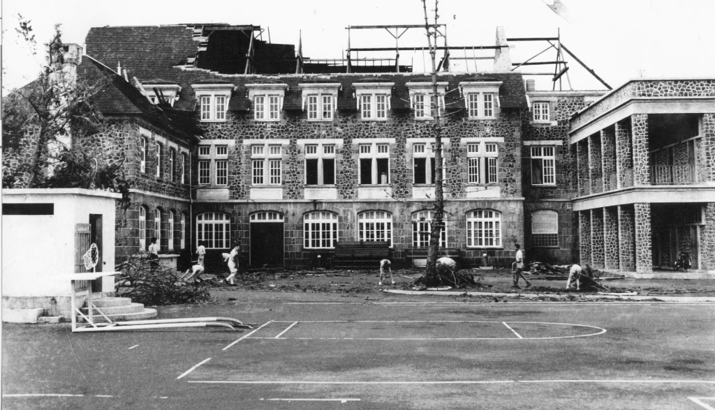 1960-Cyclone Carol-St.Esprit College (1)